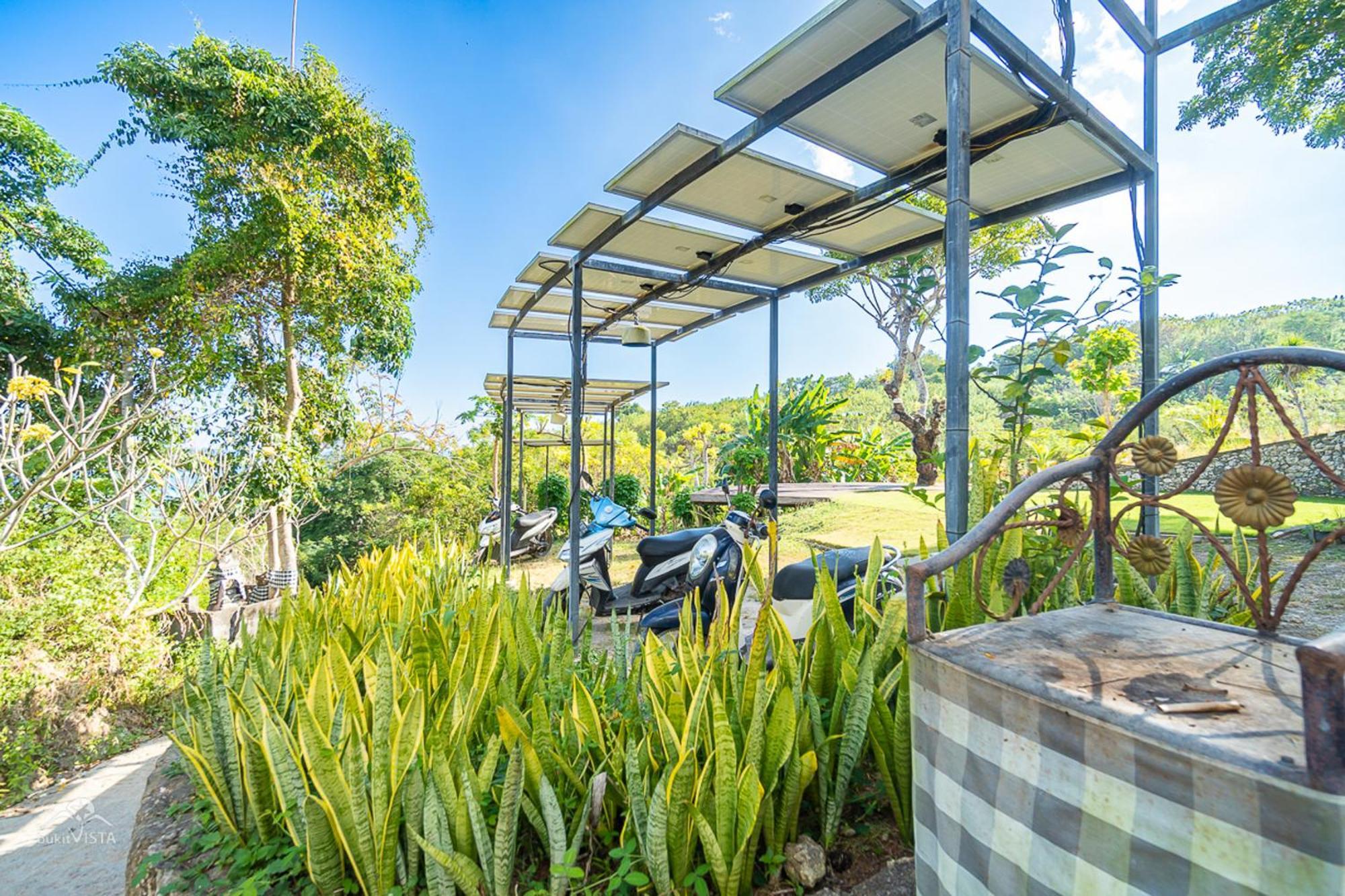 Bong Hostel Nusa Lembongan Exteriör bild